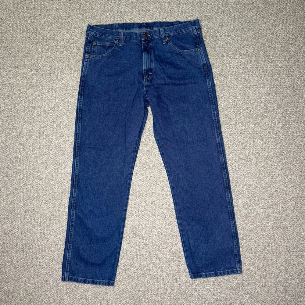 Wrangler Rugged Wear jeans